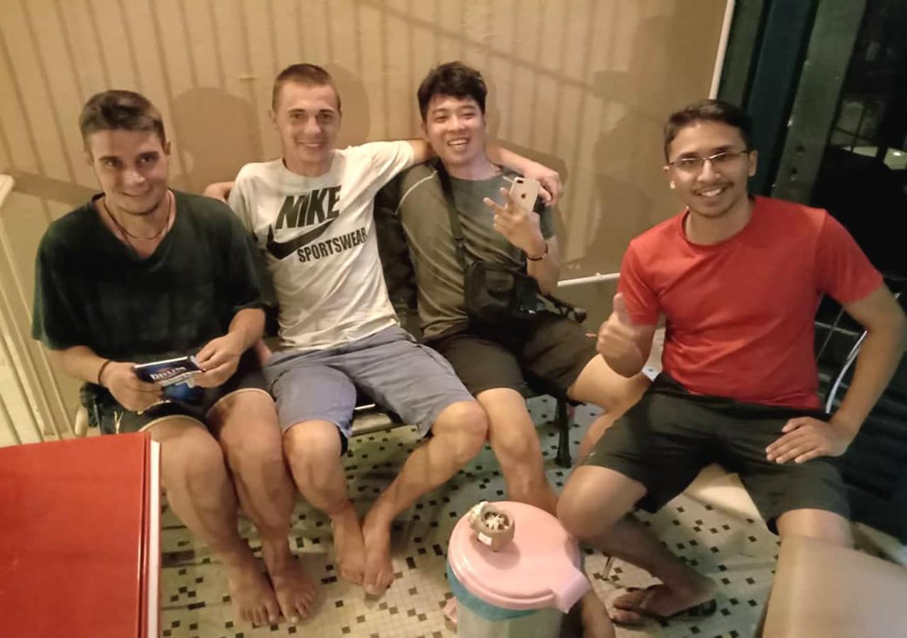 Hostel ATIO Backpackers KL Sentral Kuala Lumpur Exterior foto